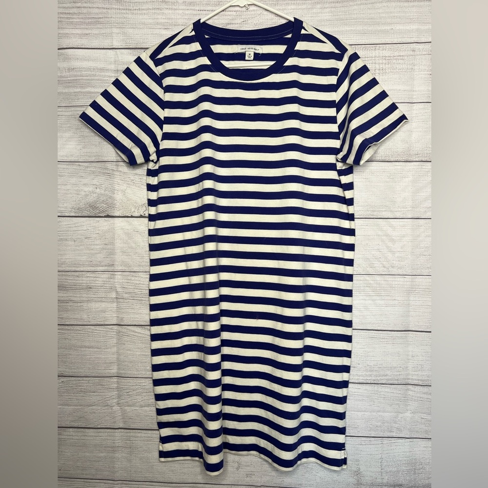 (3x$25) Free assembly stripped Tee shirt dress